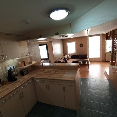 Pelso Holiday Apartments Bambusz Siófok Buitenkant foto